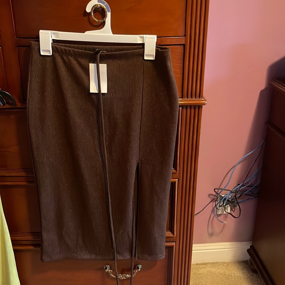 Brown glittery skirt! From h and m! Size medium!